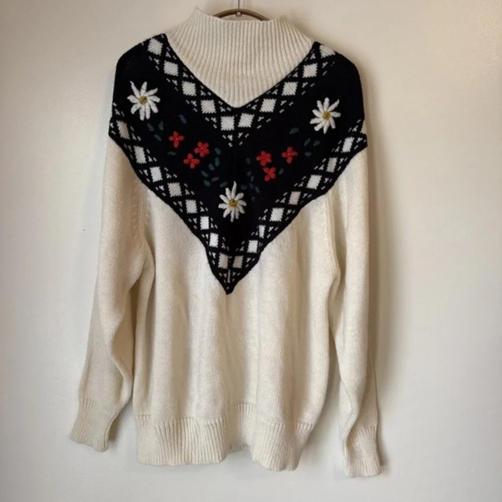 Vintage Honors Sweater Needle Point Ivory Floral Size M Granny Artsy Cottagecore